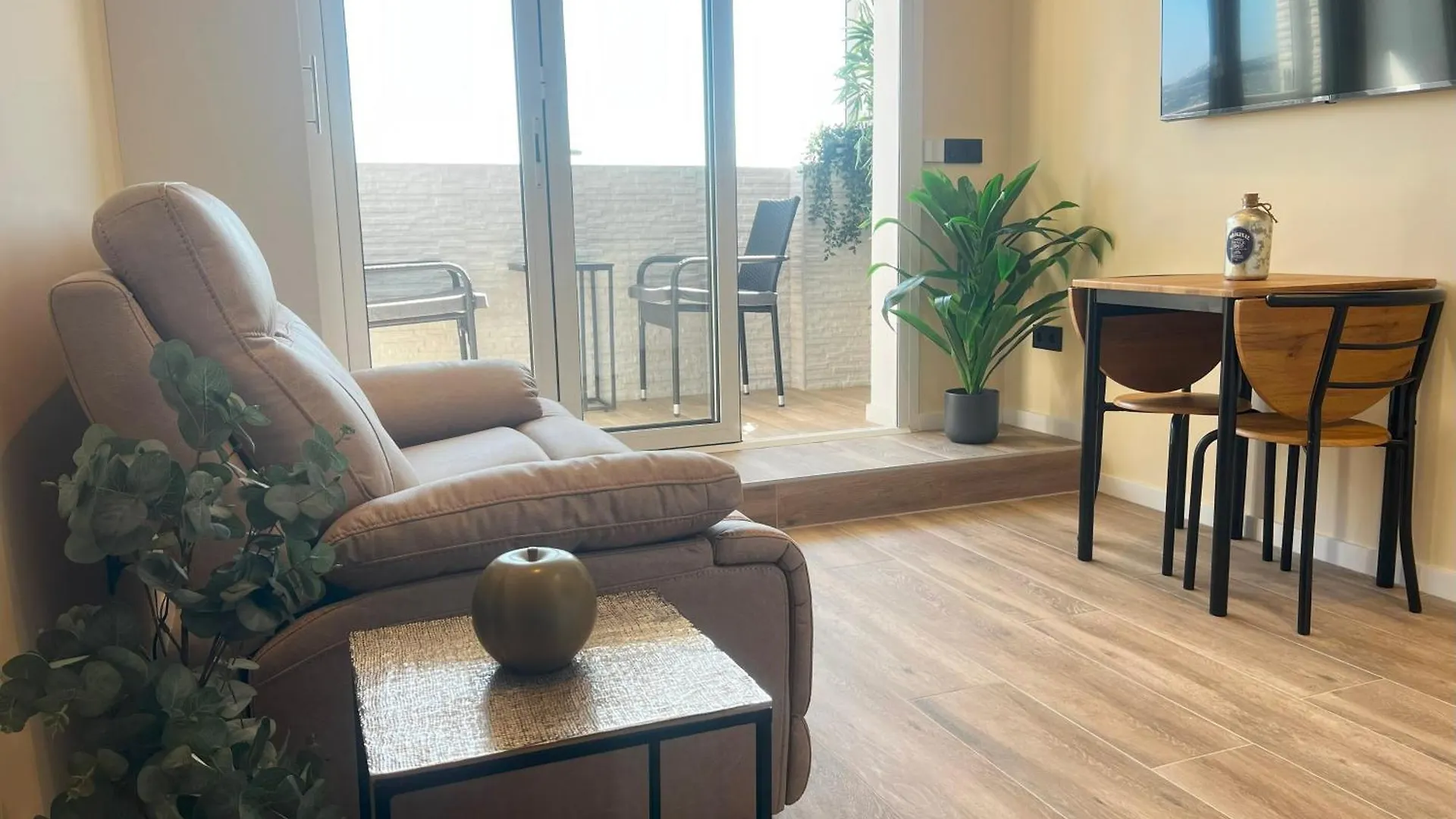 Penthouse On The Beach Empuriabrava Spain